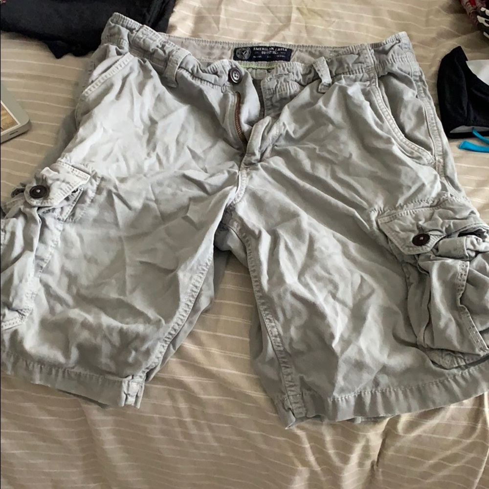 Men’s cargo shorts
